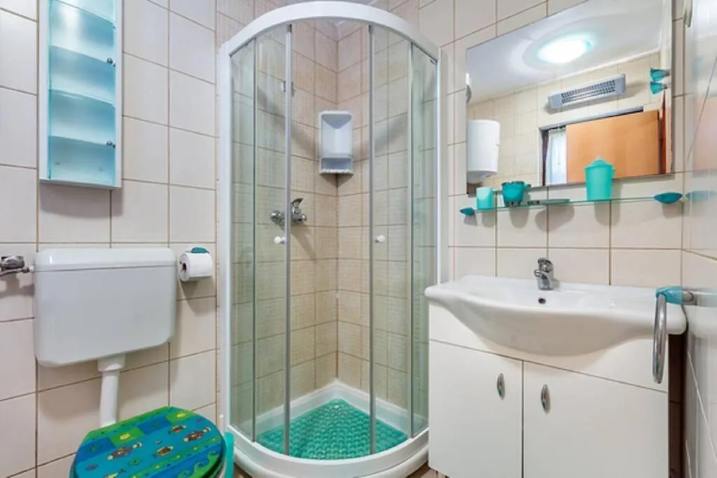 Apartment Damir 50 Meters From The Beach プーラ